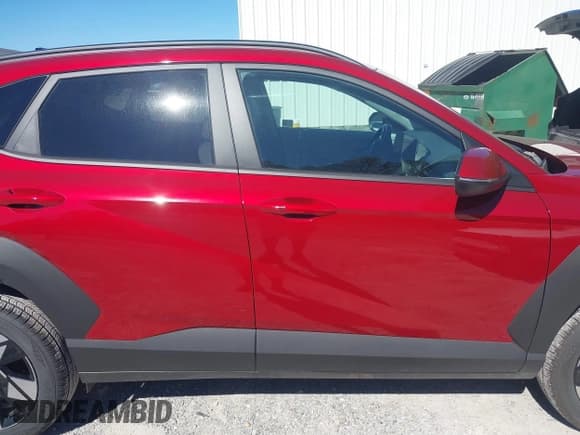 ✅ 2025 Hyundai Kona SEL • VIN: KM8HBCAB8SU308975 • Lot: 43605314. Listed on IAAI with 7,454 mi. Free auction sales archive from the USA and detailed vehicle history report at DreamBid. Image 13.
