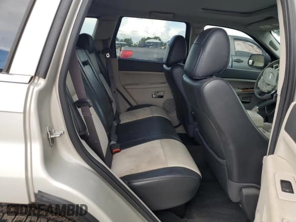 ✅ 2009 Jeep Grand Cherokee Limited • VIN: 1J8HS58P39C527675 • Лот: 68672425. Опубликован ранее на Copart с пробегом 135 104 миль. Бесплатный доступ к архиву аукционных продаж из США и подробный отчёт об истории автомобиля на DreamBid. Изображение 11.