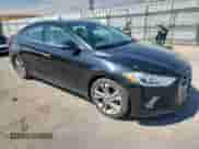 2017 Hyundai Elantra SE z VIN 5NPD84LF8HH023896, wystawiony jako Copart lot #71485665 z przebiegiem 68 585 mil mil oraz Szkoda całkowita • Salvage title. Historia ofert i sprzedaży dostępna na DreamBid. Obrazek 4.