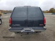 ✅ 1999 GMC Yukon • VIN: 1GKEK13R6XJ801685 • Lot: 89694475. Wystawiony na Copart z przebiegiem 222 039 mil. Bezpłatny archiwum sprzedaży aukcyjnych z USA i szczegółowy raport historii pojazdu na DreamBid. Zdjęcie 6.