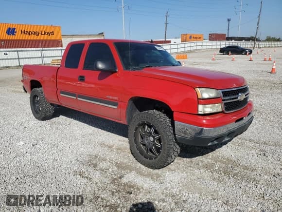 ✅ 2006 Chevrolet Silverado 1500 LT3 • VIN: 2GCEK19N561312641 • Lot: 81849825. Wystawiony na Copart z przebiegiem 152 746 mil. Bezpłatny archiwum sprzedaży aukcyjnych z USA i szczegółowy raport historii pojazdu na DreamBid. Zdjęcie 4.