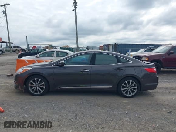 ✅ 2016 Hyundai Azera • VIN: KMHFG4JG6GA554944 • Лот: 43026482. Опубликован ранее на IAAI с пробегом 107 378 миль. Бесплатный доступ к архиву аукционных продаж из США и подробный отчёт об истории автомобиля на DreamBid. Изображение 14.