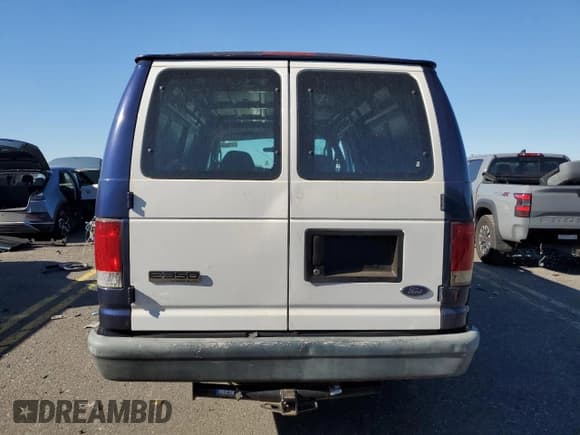 ✅ 2007 Ford Econoline Cargo Recreational • VIN: 1FTSS34L77DA77900 • Lot: 77790664. Wystawiony na Copart z przebiegiem 974 420 mil. Bezpłatny archiwum sprzedaży aukcyjnych z USA i szczegółowy raport historii pojazdu na DreamBid. Zdjęcie 6.
