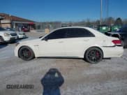 ✅ 2014 Mercedes-Benz E 63 AMG S-Model • VIN: WDDHF7GB4EB074380 • Lot: 41311262. Wystawiony na IAAI z przebiegiem 129 637 mil. Bezpłatny archiwum sprzedaży aukcyjnych z USA i szczegółowy raport historii pojazdu na DreamBid. Zdjęcie 14.