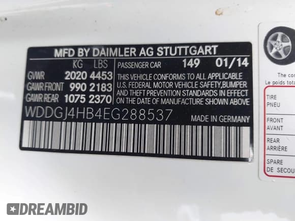 ✅ 2014 Mercedes-Benz C 250 • VIN: WDDGJ4HB4EG288537 • Lot: 42431049. Wystawiony na IAAI z przebiegiem 97 498 mil. Bezpłatny archiwum sprzedaży aukcyjnych z USA i szczegółowy raport historii pojazdu na DreamBid. Zdjęcie 9.