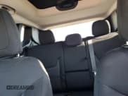 ✅ 2016 Jeep Renegade Justice • VIN: ZACCJBBTXGPC53070 • Lot: 68263875. Wystawiony na Copart z przebiegiem 86 747 mil. Bezpłatny archiwum sprzedaży aukcyjnych z USA i szczegółowy raport historii pojazdu na DreamBid. Zdjęcie 10.