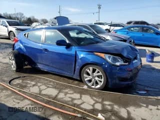✅ 2016 Hyundai Veloster • VIN: KMHTC6AD3GU270010 • Lot: 83440264. Wystawiony na Copart z przebiegiem 96 314 mil. Bezpłatny archiwum sprzedaży aukcyjnych z USA i szczegółowy raport historii pojazdu na DreamBid. Zdjęcie 4.