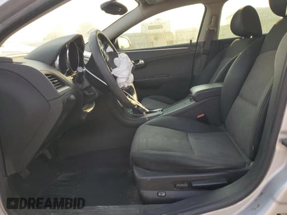 ✅ 2012 Chevrolet Malibu 1LT • VIN: 1G1ZC5E03CF351595 • Lot: 70789724. Listed on Copart with 171,139 mi. Free auction sales archive from the USA and detailed vehicle history report at DreamBid. Image 7.