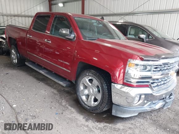 ✅ 2018 Chevrolet Silverado 1500 LTZ • VIN: 3GCUKSEC8JG173076 • Lot: 42737452. Wystawiony na IAAI z przebiegiem 75 188 mil. Bezpłatny archiwum sprzedaży aukcyjnych z USA i szczegółowy raport historii pojazdu na DreamBid. Zdjęcie 1.