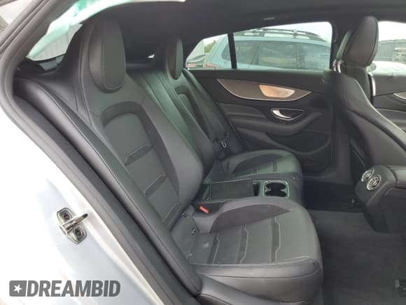 ✅ 2021 Mercedes-Benz AMG GT 53 • VIN: W1K7X6BB8MA037458 • Lot: 73128394. Wystawiony na Copart z przebiegiem 24 919 mil. Bezpłatny archiwum sprzedaży aukcyjnych z USA i szczegółowy raport historii pojazdu na DreamBid. Zdjęcie 11.