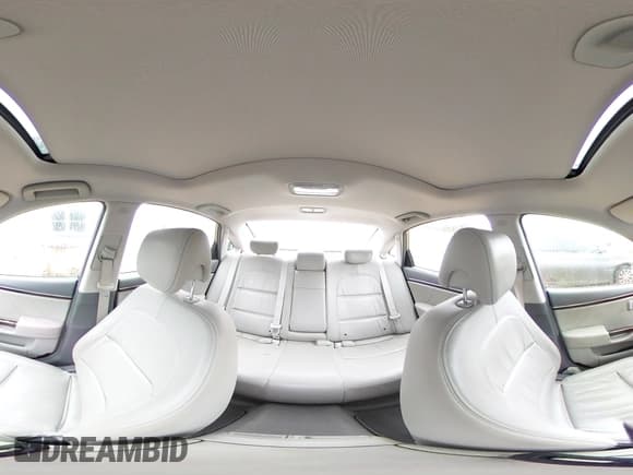 ✅ 2009 Hyundai Azera Limited • VIN: KMHFC46F69A342625 • Lot: 86618725. Listed on Copart with 75,089 mi. Free auction sales archive from the USA and detailed vehicle history report at DreamBid. Image 14.