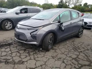✅ 2023 Chevrolet Bolt EV 2LT • VIN: 1G1FX6S00P4190304 • Lot: 81467615. Wystawiony na Copart z przebiegiem 37 341 mil. Bezpłatny archiwum sprzedaży aukcyjnych z USA i szczegółowy raport historii pojazdu na DreamBid. Zdjęcie 1.