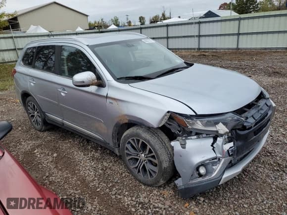 ✅ 2016 Mitsubishi Outlander GT • VIN: JA4JZ4AX6GZ054609 • Lot: 86527045. Listed on Copart with 229,833 mi. Free auction sales archive from the USA and detailed vehicle history report at DreamBid. Image 4.