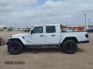 ✅ 2022 Jeep Gladiator Overland • VIN: 1C6HJTFG5NL164427 • Лот: 42037899. Опубликован ранее на IAAI с пробегом 72 604 миль. Бесплатный доступ к архиву аукционных продаж из США и подробный отчёт об истории автомобиля на DreamBid. Изображение 14.