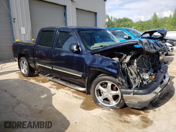 ✅ 2005 Chevrolet Silverado 1500 LS • VIN: 2GCEC13T551114242 • Лот: 55675154. Опубликован ранее на Copart с пробегом 249 475 миль. Бесплатный доступ к архиву аукционных продаж из США и подробный отчёт об истории автомобиля на DreamBid. Изображение 4.