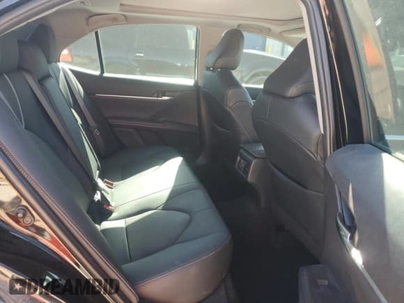 ✅ 2022 Toyota Camry XSE • VIN: 4T1K61AK5NU032466 • Lot: 82625925. Listed on Copart with 37,027 mi. Free auction sales archive from the USA and detailed vehicle history report at DreamBid. Image 10.