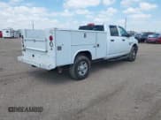 ✅ 2016 Ram 2500 Tradesman • VIN: 3C7WR5HT0GG125424 • Lot: 43041693. Wystawiony na IAAI z przebiegiem 171 693 mil. Bezpłatny archiwum sprzedaży aukcyjnych z USA i szczegółowy raport historii pojazdu na DreamBid. Zdjęcie 4.