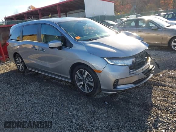 ✅ 2022 Honda Odyssey Touring • VIN: 5FNRL6H88NB053680 • Lot: 43611504. Listed on IAAI with 54,275 mi. Free auction sales archive from the USA and detailed vehicle history report at DreamBid. Image 1.