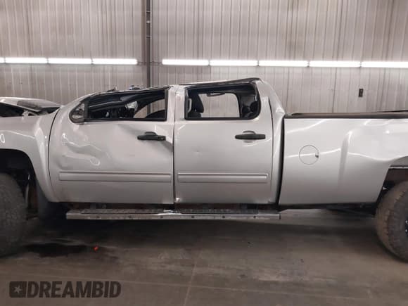 ✅ 2014 Chevrolet Silverado 2500HD LT • VIN: 1GC1KXC89EF108663 • Lot: 41857376. Listed on IAAI with Not provided. Free auction sales archive from the USA and detailed vehicle history report at DreamBid. Image 15.