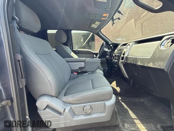 ✅ 2014 Ford F-150 XL • VIN: 1FTFX1ET1EKG14016 • Lot: 61289815. Listed on Copart with 186,438 mi. Free auction sales archive from the USA and detailed vehicle history report at DreamBid. Image 5.