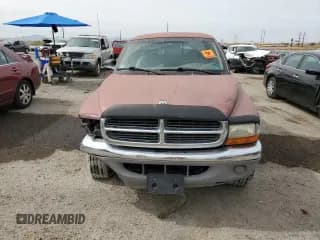 ✅ 2001 Dodge Dakota Sport • VIN: 1B7GG22N81S152399 • Lot: 58543135. Wystawiony na Copart z przebiegiem 218 133 mil. Bezpłatny archiwum sprzedaży aukcyjnych z USA i szczegółowy raport historii pojazdu na DreamBid. Zdjęcie 5.