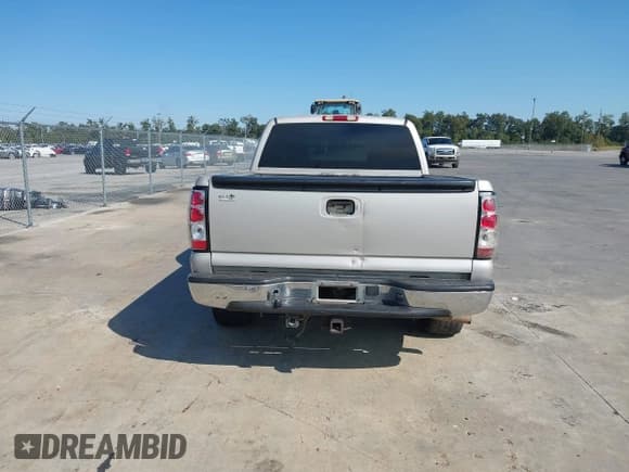 ✅ 2006 Chevrolet Silverado 1500 LT1 • VIN: 1GCEC19V96Z246535 • Лот: 43442409. Опубликован ранее на IAAI с пробегом Не указан. Бесплатный доступ к архиву аукционных продаж из США и подробный отчёт об истории автомобиля на DreamBid. Изображение 16.