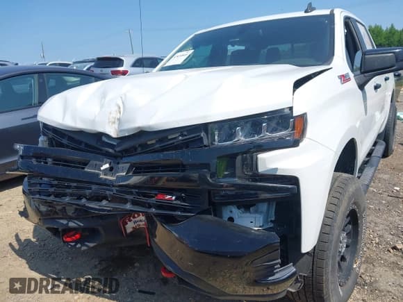 ✅ 2022 Chevrolet Silverado 1500 LT Trail Boss • VIN: 1GCPYFED7NZ146324 • Lot: 42416840. Wystawiony na IAAI z przebiegiem 69 309 mil. Bezpłatny archiwum sprzedaży aukcyjnych z USA i szczegółowy raport historii pojazdu na DreamBid. Zdjęcie 18.