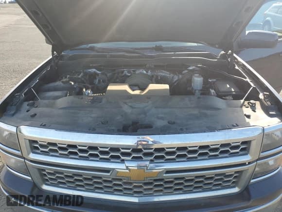 ✅ 2015 Chevrolet Silverado 1500 LT • VIN: 1GCVKREH2FZ203897 • Лот: 70710974. Опубликован ранее на Copart с пробегом 198 561 миль. Бесплатный доступ к архиву аукционных продаж из США и подробный отчёт об истории автомобиля на DreamBid. Изображение 11.