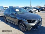 ✅ 2022 Audi Q5 S line Premium • VIN: WA1GAAFY9N2025712 • Lot: 43558124. Wystawiony na IAAI z przebiegiem 62 747 mil. Bezpłatny archiwum sprzedaży aukcyjnych z USA i szczegółowy raport historii pojazdu na DreamBid. Zdjęcie 6.