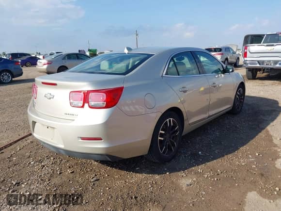 2014 Chevrolet Malibu LT with VIN 1G11E5SL6EF222193, listed as a IAAI auction lot 43409534 with 138,598 mi miles and . Bid and sale history available at DreamBid. Image 4.
