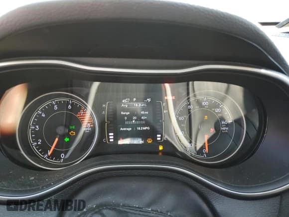 ✅ 2019 Jeep Cherokee Upland • VIN: 1C4PJMCX2KD471526 • Lot: 68952405. Listed on Copart with 110,381 mi. Free auction sales archive from the USA and detailed vehicle history report at DreamBid. Image 9.