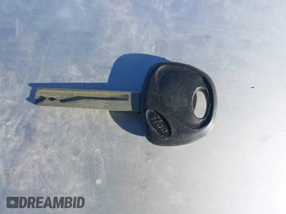 2013 Hyundai Accent SE with VIN KMHCU5AEXDU122478, listed as a IAAI auction lot 43616371 with 141,000 mi miles and . Bid and sale history available at DreamBid. Image 11.