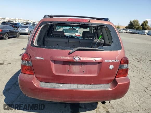 ✅ 2004 Toyota Highlander • VIN: JTEGD21A840083359 • Lot: 80718215. Listed on Copart with 211,528 mi. Free auction sales archive from the USA and detailed vehicle history report at DreamBid. Image 6.