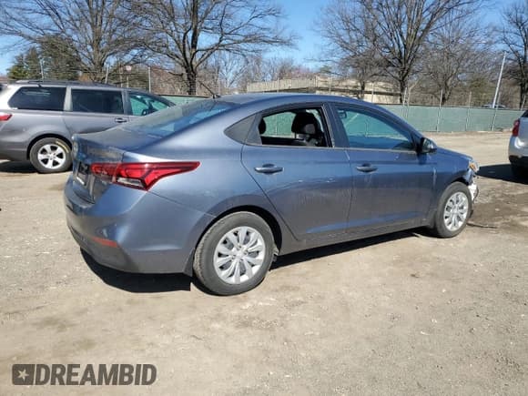 ✅ 2020 Hyundai Accent SE • VIN: 3KPC24A61LE093379 • Лот: 49417975. Опубликован ранее на Copart с пробегом 5 541 миль. Бесплатный доступ к архиву аукционных продаж из США и подробный отчёт об истории автомобиля на DreamBid. Изображение 3.
