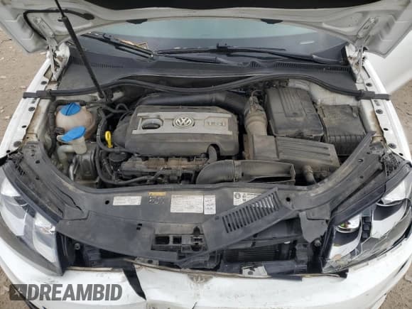 ✅ 2015 Volkswagen Eos Final Edition • VIN: WVWFW8AH0FV003066 • Lot: 76059584. Wystawiony na Copart z przebiegiem 74 881 mil. Bezpłatny archiwum sprzedaży aukcyjnych z USA i szczegółowy raport historii pojazdu na DreamBid. Zdjęcie 13.