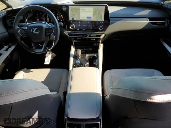 ✅ 2024 Lexus RX 350 • VIN: 2T2BAMBA8RC031370 • Lot: 53081615. Listed on Copart with 7,440 mi. Free auction sales archive from the USA and detailed vehicle history report at DreamBid. Image 8.