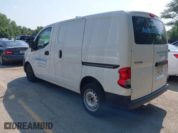 ✅ 2015 Nissan NV200 SV • VIN: 3N6CM0KN5FK706910 • Lot: 42953708. Listed on IAAI with 146,659 mi. Free auction sales archive from the USA and detailed vehicle history report at DreamBid. Image 3.