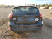 ✅ 2017 Ford Focus SE • VIN: 1FADP3K23HL220889 • Lot: 91349855. Wystawiony na Copart z przebiegiem 74 127 mil. Bezpłatny archiwum sprzedaży aukcyjnych z USA i szczegółowy raport historii pojazdu na DreamBid. Zdjęcie 6.