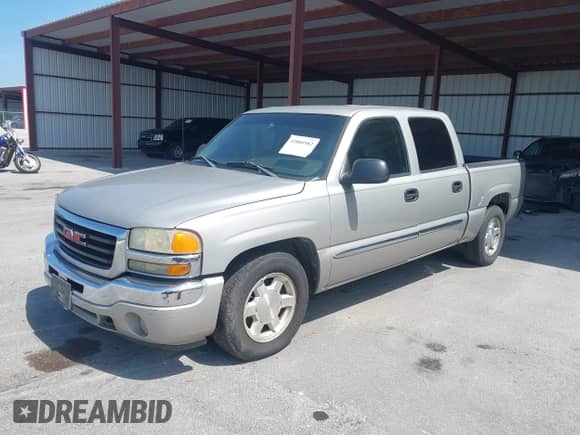 ✅ 2006 GMC Sierra 1500 SLE1 • VIN: 2GTEC13T061231132 • Lot: 42880583. Listed on IAAI with 278,022 mi. Free auction sales archive from the USA and detailed vehicle history report at DreamBid. Image 2.