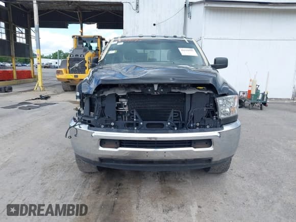 ✅ 2018 Ram 2500 Big Horn • VIN: 3C6UR5DJ3JG343719 • Лот: 42539295. Опубликован ранее на IAAI с пробегом 62 012 миль. Бесплатный доступ к архиву аукционных продаж из США и подробный отчёт об истории автомобиля на DreamBid. Изображение 13.