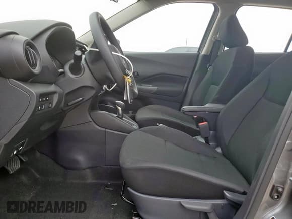 ✅ 2025 Nissan Kicks Play S • VIN: 3N1CP5BV5SL478003 • Lot: 53361355. Wystawiony na Copart z przebiegiem 233 mil. Bezpłatny archiwum sprzedaży aukcyjnych z USA i szczegółowy raport historii pojazdu na DreamBid. Zdjęcie 7.