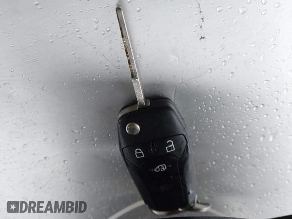 ✅ 2020 Ford Transit Cargo • VIN: 1FTBR1X82LKB60762 • Lot: 41572948. Listed on IAAI with 112,050 mi. Free auction sales archive from the USA and detailed vehicle history report at DreamBid. Image 11.