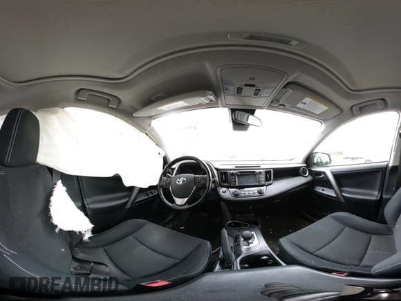 ✅ 2018 Toyota RAV4 XLE • VIN: JTMRFREV8JJ741992 • Лот: 43396927. Опубликован ранее на IAAI с пробегом 147 726 миль. Бесплатный доступ к архиву аукционных продаж из США и подробный отчёт об истории автомобиля на DreamBid. Изображение 18.