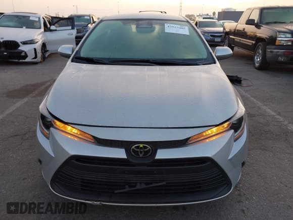 ✅ 2024 Toyota Corolla LE • VIN: 5YFB4MDEXRP223675 • Lot: 43523405. Listed on IAAI with 19,404 mi. Free auction sales archive from the USA and detailed vehicle history report at DreamBid. Image 6.