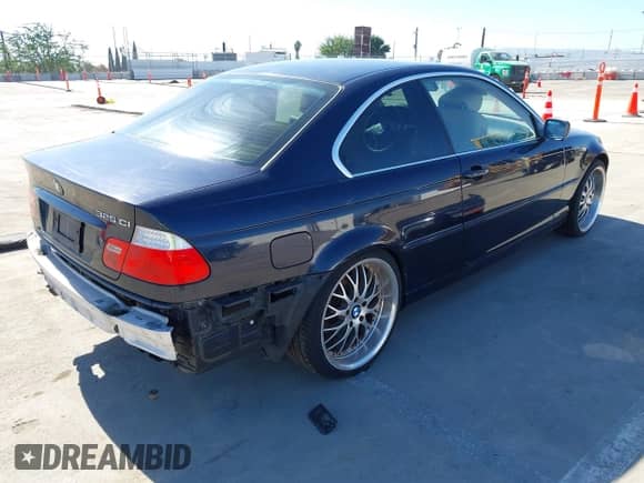 2006 BMW 3 Series 325Ci с VIN WBABD334X6PL08870, выставлен на аукционе IAAI как лот 43566623 с пробегом 119 417 миль миль и . История ставок и продаж доступна на DreamBid. Изображение 4.