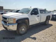 ✅ 2007 Chevrolet Silverado 2500HD 1LT • VIN: 1GCHK24667E575899 • Lot: 65538014. Wystawiony na Copart z przebiegiem 296 144 mil. Bezpłatny archiwum sprzedaży aukcyjnych z USA i szczegółowy raport historii pojazdu na DreamBid. Zdjęcie 1.