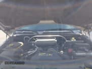 ✅ 2006 Jeep Commander • VIN: 1J8HG48N06C210930 • Lot: 42382695. Wystawiony na IAAI z przebiegiem 166 928 mil. Bezpłatny archiwum sprzedaży aukcyjnych z USA i szczegółowy raport historii pojazdu na DreamBid. Zdjęcie 10.