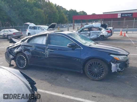 ✅ 2016 Toyota Avalon Limited • VIN: 4T1BK1EB5GU211177 • Лот: 43227724. Опубликован ранее на IAAI с пробегом 196 173 миль. Бесплатный доступ к архиву аукционных продаж из США и подробный отчёт об истории автомобиля на DreamBid. Изображение 12.