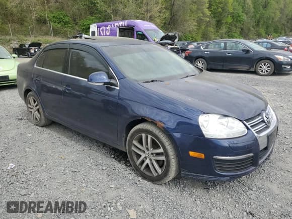 ✅ 2006 Volkswagen Jetta 2.5L • VIN: 3VWSG71K26M723901 • Лот: 54797055. Опубликован ранее на Copart с пробегом 116 091 миль. Бесплатный доступ к архиву аукционных продаж из США и подробный отчёт об истории автомобиля на DreamBid. Изображение 4.