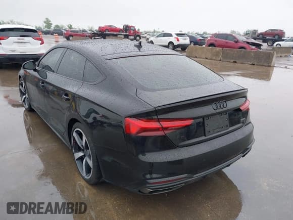 ✅ 2024 Audi A5 Sportback S line Premium Plus • VIN: WAUFACF52RA116574 • Лот: 41952556. Опубликован ранее на IAAI с пробегом 20 876 миль. Бесплатный доступ к архиву аукционных продаж из США и подробный отчёт об истории автомобиля на DreamBid. Изображение 3.